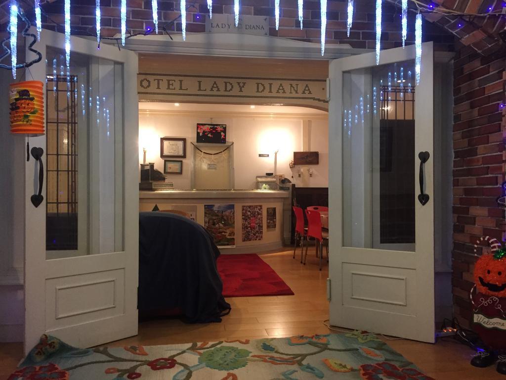 白馬村 レディダイアナ アンド セントジョージ Bed & Breakfast エクステリア 写真