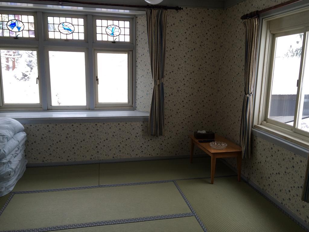 白馬村 レディダイアナ アンド セントジョージ Bed & Breakfast エクステリア 写真
