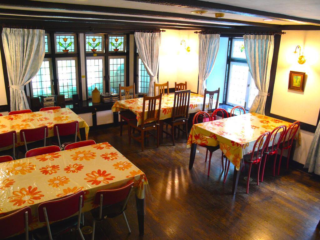 白馬村 レディダイアナ アンド セントジョージ Bed & Breakfast エクステリア 写真