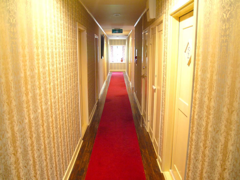 白馬村 レディダイアナ アンド セントジョージ Bed & Breakfast エクステリア 写真